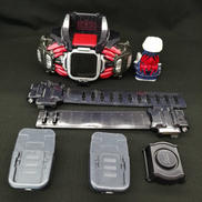 仮面ライダーリバイスTOY|BANDAI