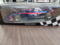 1/18|MINICHAMPS