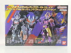 リボルブチェンジフィギュア|BANDAI