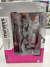 フィギュア|ウイング