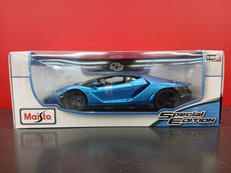 1/18スケールカー|MAISTO