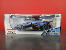 1/18スケールカー|MAISTO