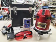 レーザー墨出し器|KDS