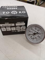 ねじ込計圧力計|東洋計器