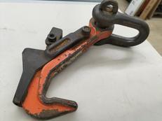 覆工板つり専用フック|日本クランプ