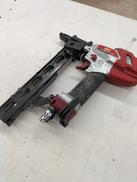 常圧ステープル用エアネイラー|MAX