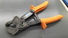 ラチェットケーブルカッター|IZUMI