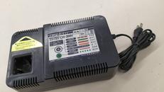 充電器|IZUMI