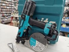 高圧エアビス打ち機|MAKITA