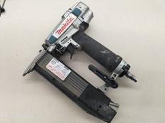 釘打機|MAKITA