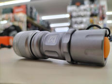 フラッシュライト|GENTOS