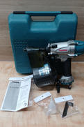エア釘打機|MAKITA