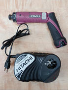 コードレスドライバドリル|HITACHI