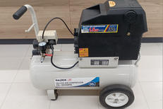 エアーコンプレッサー|PAOCK