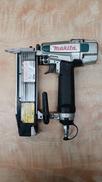 釘打機|MAKITA