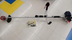 エンジン草刈り機|MARUYAMA