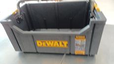 システム収納ＢＯＸタフシステムトート|DEWALT
