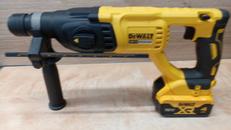 ブラシレスハンマードリル|DEWALT