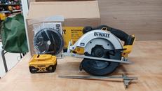 コードレス丸のこ|DEWALT
