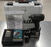 充電式インパクトドライバー|MAKITA