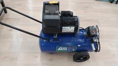 エアーコンプレッサー|イワタ