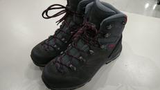 25.0登山 シューズ|LOWA