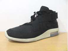 NIKEより入荷!